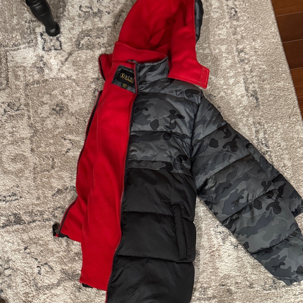 Children's Camouflage Puffer Jacket with Red Hood